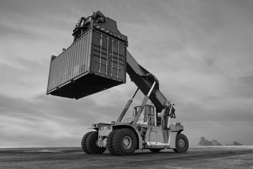 Amstrong Ultra container