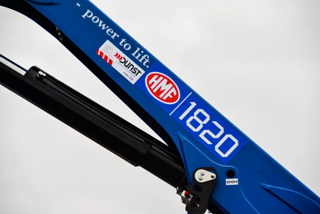 Amstrong® Ultra gives HMF cranes the reach and lift required